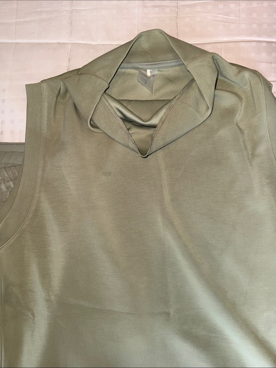 CALIA by Carrie Underwood Tops - Calia Green Set